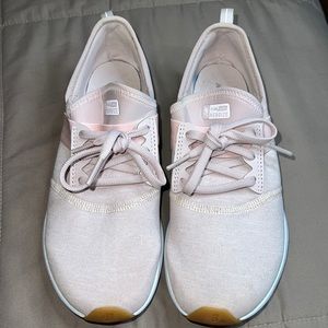 NB New Balance pink women sneakers